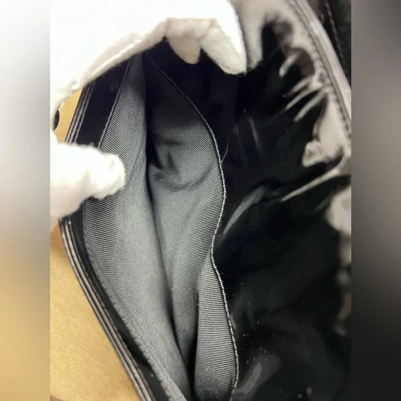 CHANEL Black CC Logo Patent Leather Chain Shoulder Tote Bag-4126843 - Picture 10 of 15